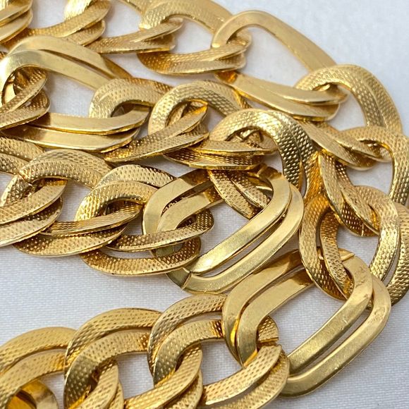 Unisex Necklace Gold Tone Heavy Chain Choker Textured Links Box Clasp - Picture 3 of 8